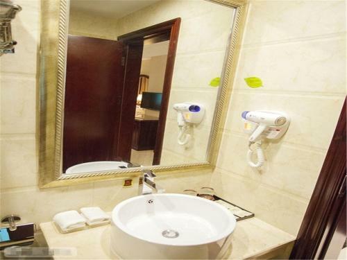 Vienna Hotel Guilin North Road