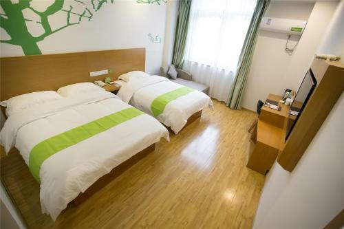 Vatica Shanghai Jiading District Anting Metro Station Moyu Road Hotel