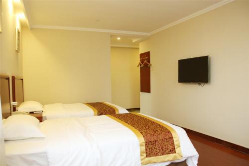 Greentree Inn Henan Kaifeng Gulou Square Express Hotel