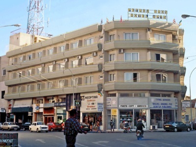 Hotel Apartments Petrou Bros