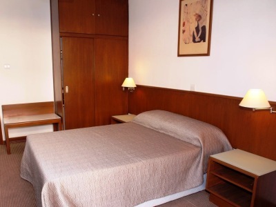 Hotel Apartments Petrou Bros
