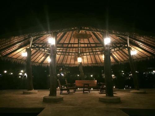 Hotel Ruean Thai Nai Bang Resort
