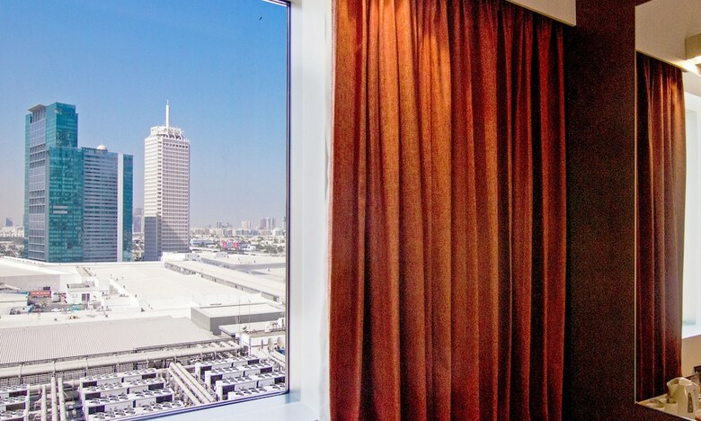 Hotel Ibis One Central