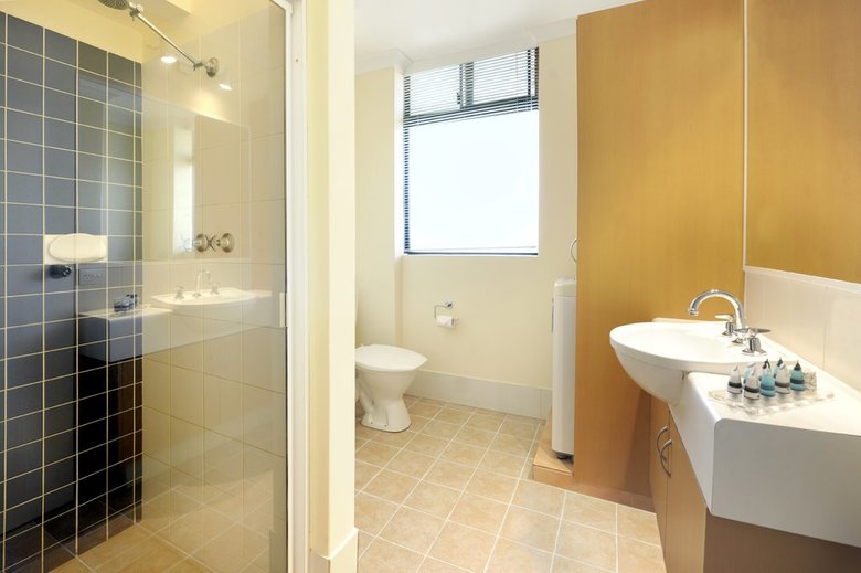 Hotel Waterside Apartments (1 Bdrm)
