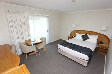 Quality Hotel Sheridan Plaza