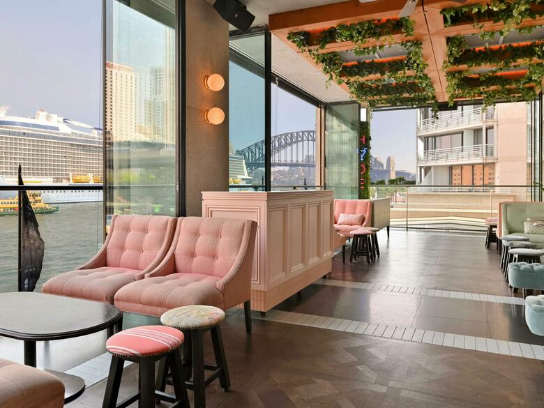 Hotel Quay Grand Suites Sydney