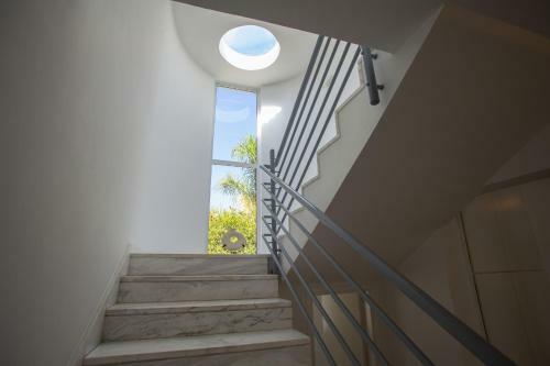 Sunset Meneou Villa