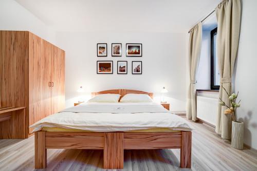 Hostal Penzion Kr�lovsk� Cesta