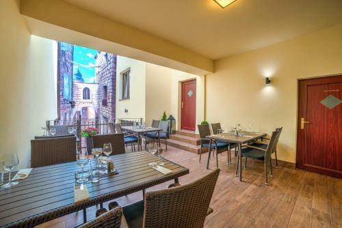 Hostal Penzion Kr�lovsk� Cesta