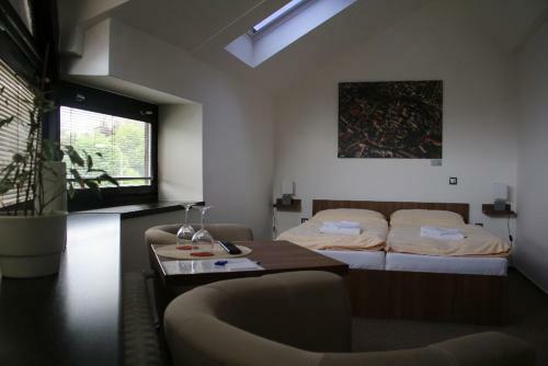 Hotel Pod Radnic�