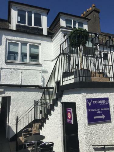 Bed & Breakfast Black Bull With Rooms