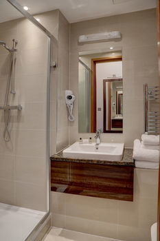 Airlink Hotel