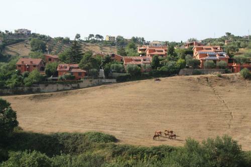 A&i Holiday House