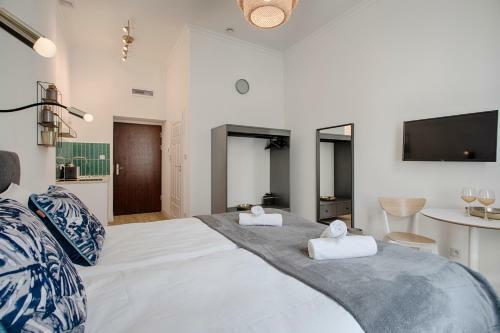 Tyzenhauz Apartments Old Town East