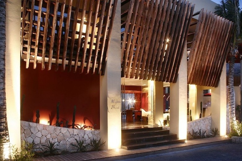 Hotel Mosquito Beach