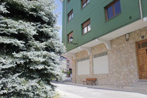 Apartamentos Tur�sticos Picea Azul