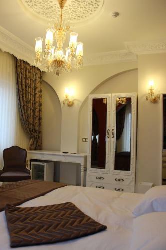 Ch Azade Hotel