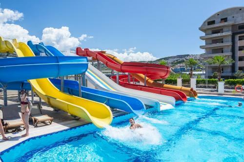 Lumos Deluxe Resort Hotel & Spa