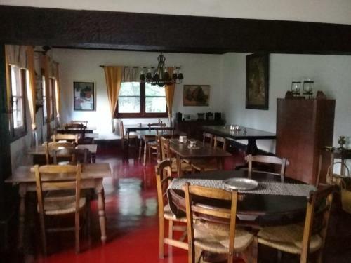 Hotel San Huberto
