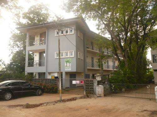 Boom Apartments