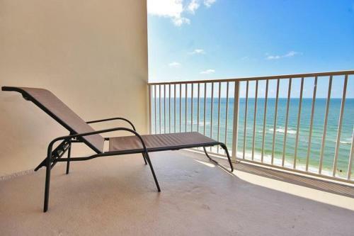 Apartamento Crystal Shores West 605