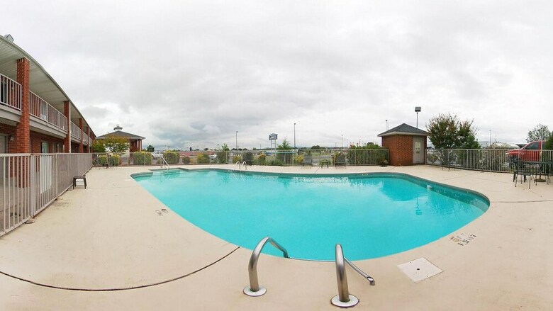 Motel Quality Inn Russellville