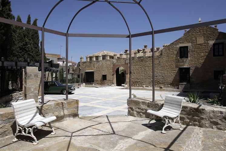 Hotel Palacio De Meng�bar