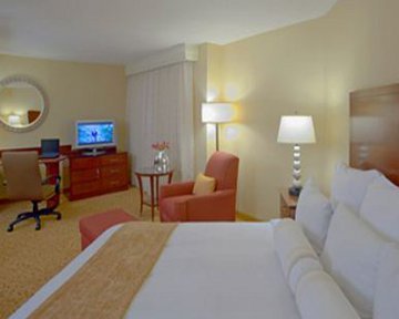 Hotel Dallas/addison Marriott Quorum By The Galleria