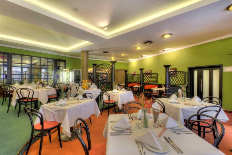 Best Western Premier Hotel International