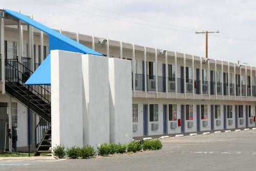 Motel 6 Delano Ca