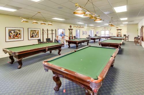 Golden Village Palms Rv Resort