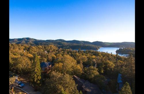Lakeview Lodge