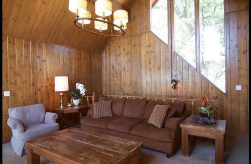 Lakeview Lodge
