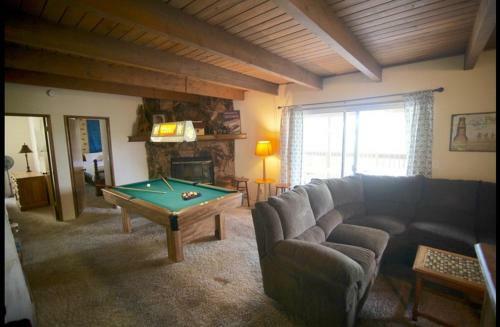 Lakeview Lodge