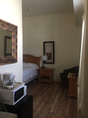 Whitney Portal Hostel And Hotel