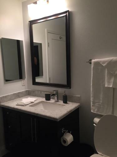 Apartamentos Luxury 2-bedroom, 2-bathroom W Pool