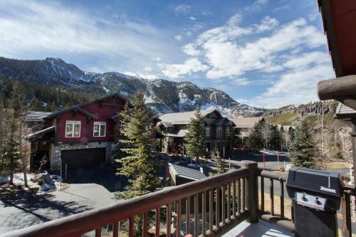 Lodge Mammoth Golf Properties By 101 Great Escapes