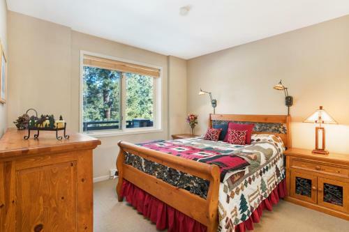 Lodge Mammoth Golf Properties By 101 Great Escapes
