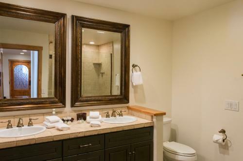 Lodge Mammoth Golf Properties By 101 Great Escapes