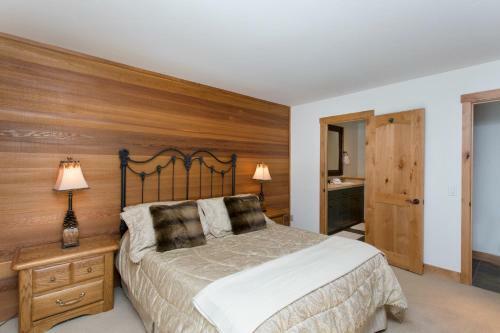 Lodge Mammoth Golf Properties By 101 Great Escapes