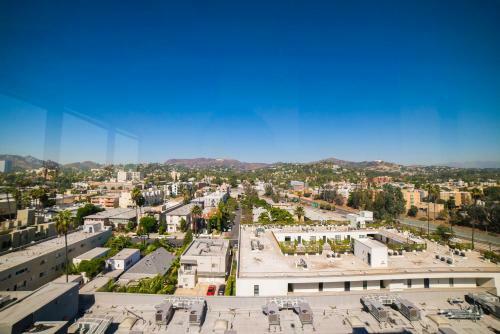Hollywood Audrey Apartment