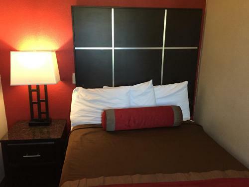 Hotel Harbor Inn & Suites Oceanside