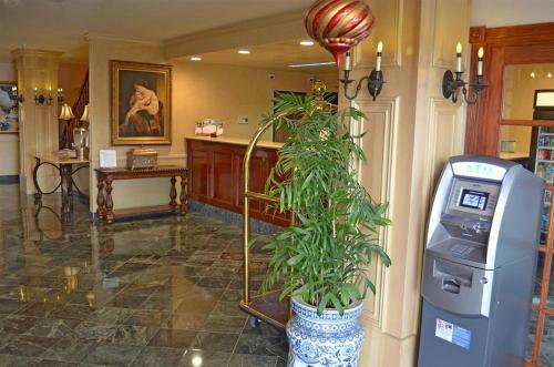 Hotel Folk Inn Ontario Airport