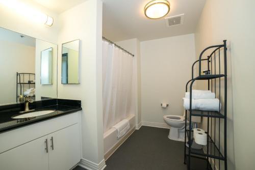 Hollywood Dicaprio Apartment