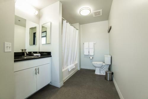 Hollywood Dicaprio Apartment