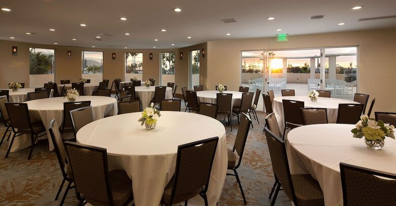 The Redondo Beach Hotel