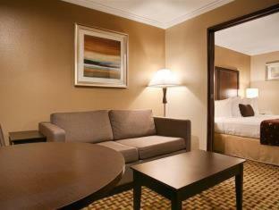 Best Western Plus Orchid Hotel & Suites