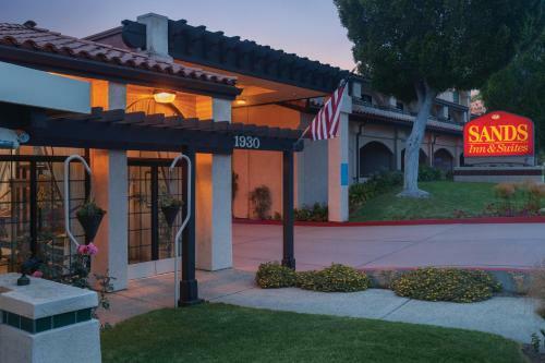 Motel Sands Inn & Suites