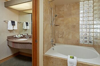 Hotel Best Western Plus Cavalier Oceanfront Resort