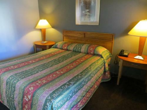 Capri Motel